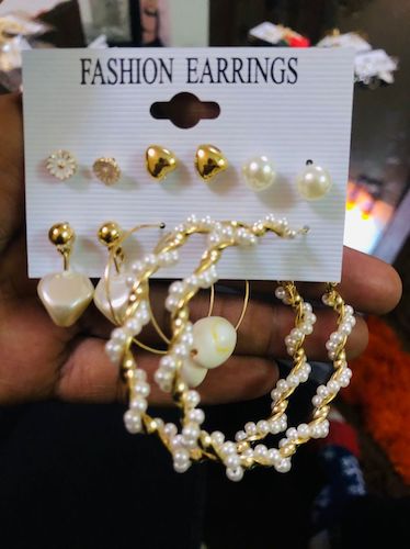 Earings