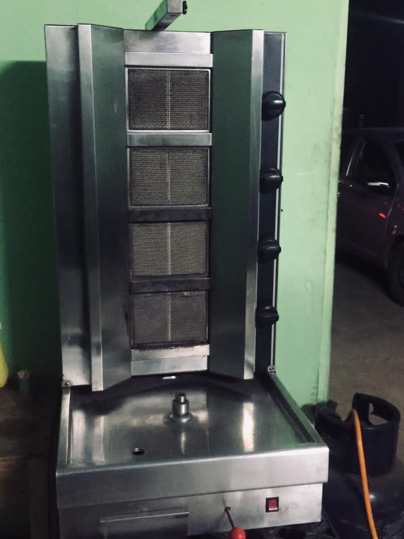 Shawarma machine